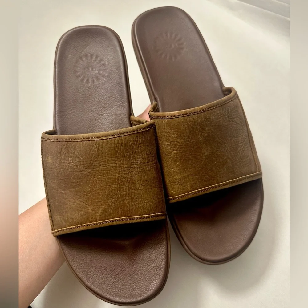 UGG® Men's Seaside Slide Sandal in Luggage Leather US 12